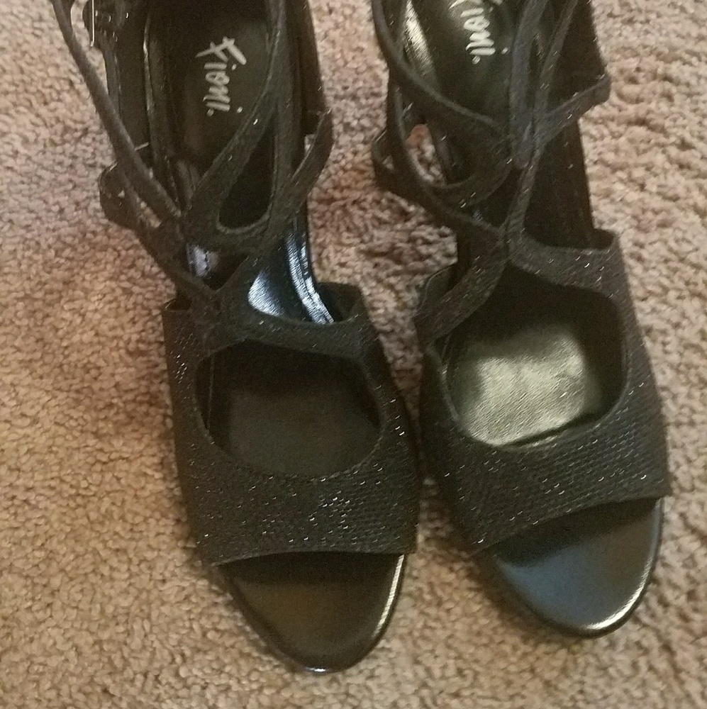 Fioni Heels